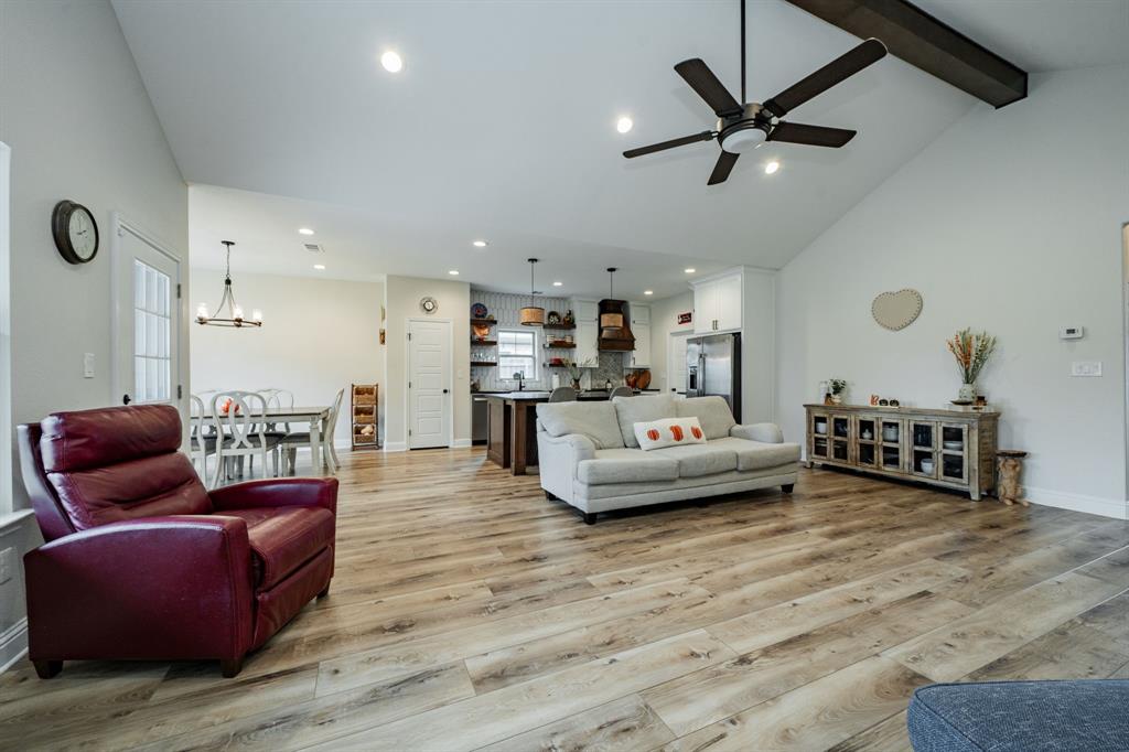 Quinlan Oaks - Residential