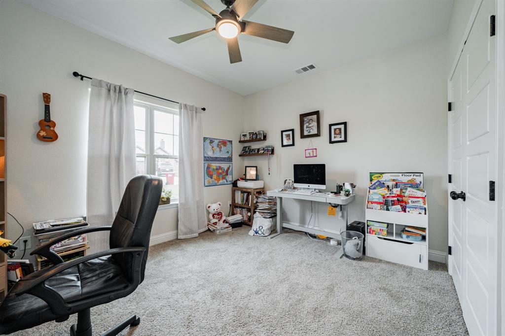 Quinlan Oaks - Residential