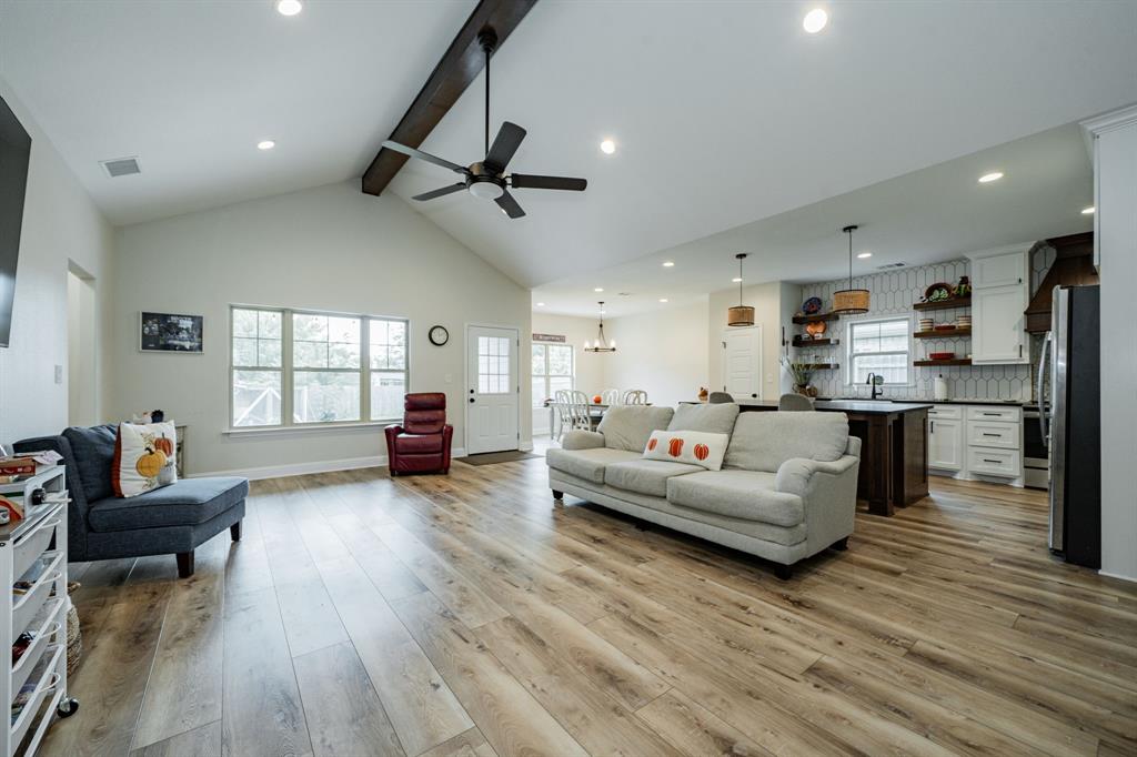 Quinlan Oaks - Residential