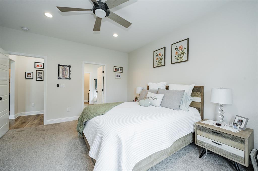 Quinlan Oaks - Residential