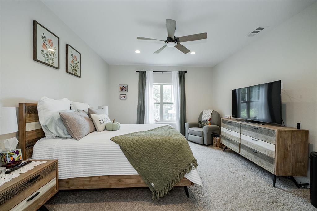 Quinlan Oaks - Residential