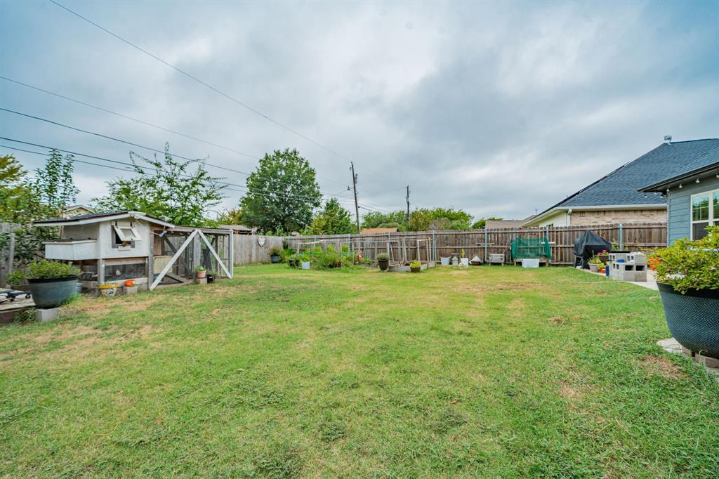 Quinlan Oaks - Residential