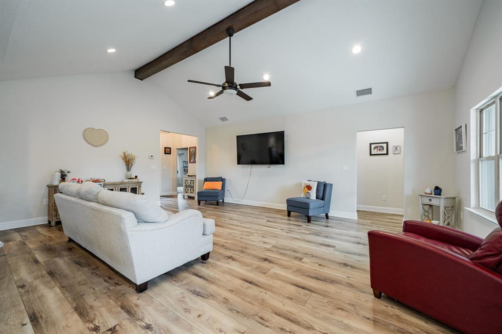 Quinlan Oaks - Residential