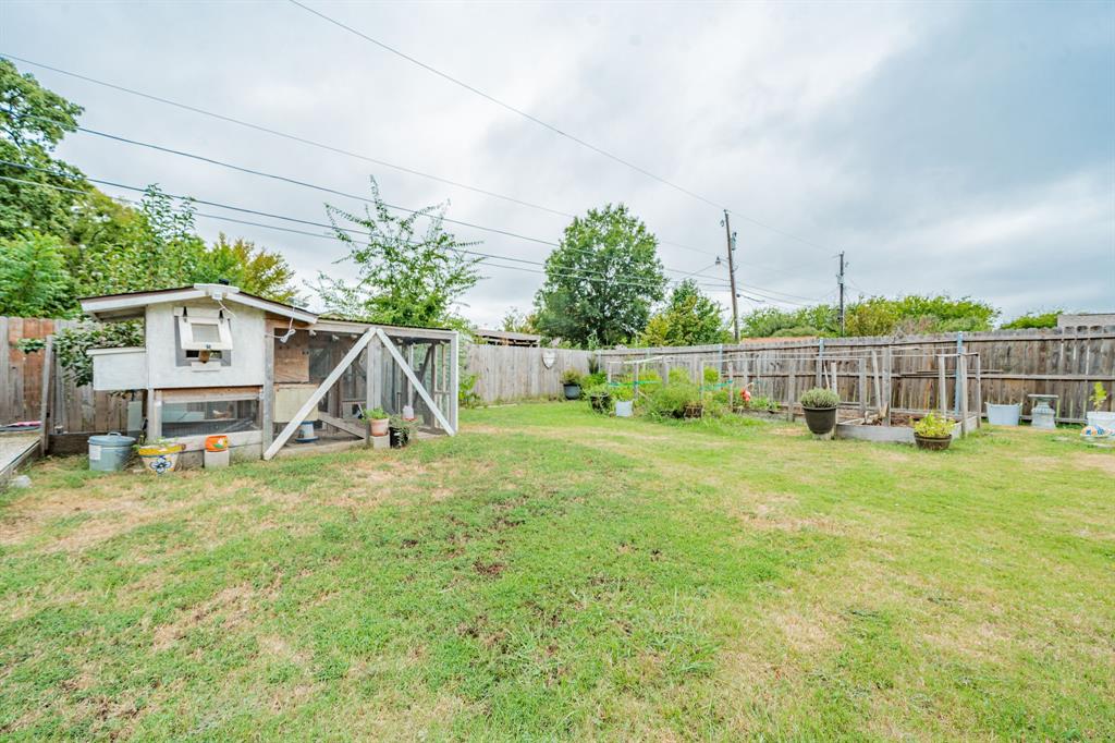 Quinlan Oaks - Residential