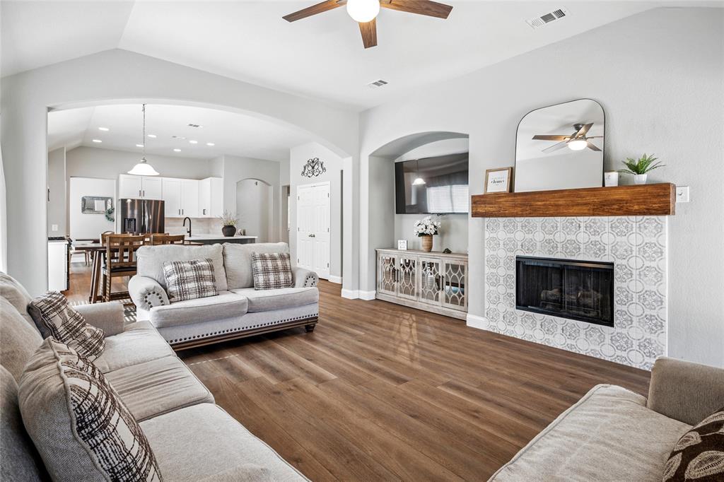 2808 Cascade Cove Drive