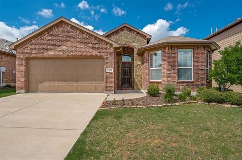 5825 Loveland Drive Denton TX 76208