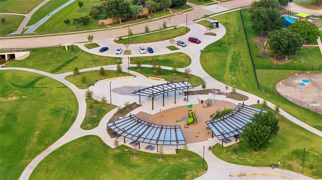 PINE RIDGE ESTATES PHASE ONE (CMC), BLK D, LOT 8 - Residential