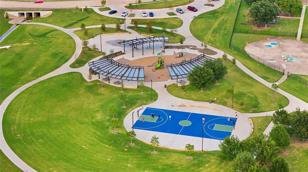 PINE RIDGE ESTATES PHASE ONE (CMC), BLK D, LOT 8 - Residential