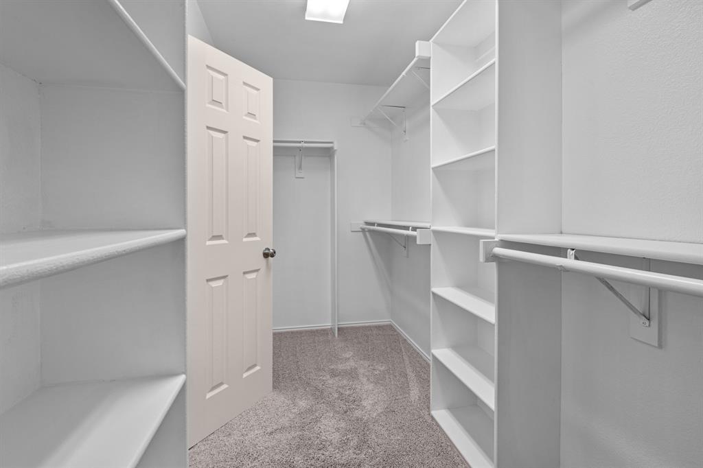 PINE RIDGE ESTATES PHASE ONE (CMC), BLK D, LOT 8 - Residential