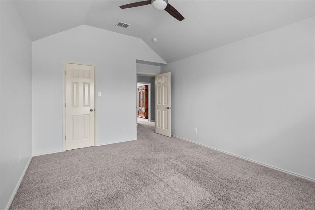 PINE RIDGE ESTATES PHASE ONE (CMC), BLK D, LOT 8 - Residential