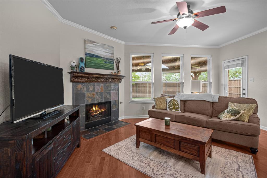 PINE RIDGE ESTATES PHASE ONE (CMC), BLK D, LOT 8 - Residential