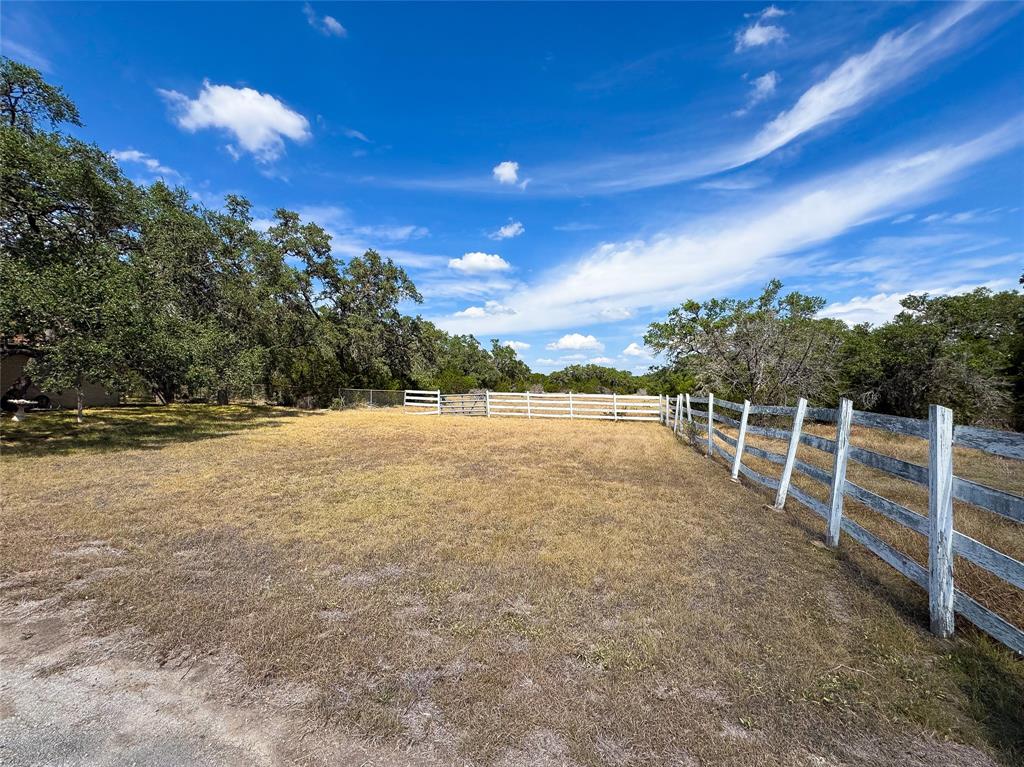 RUST - Commercial Sale