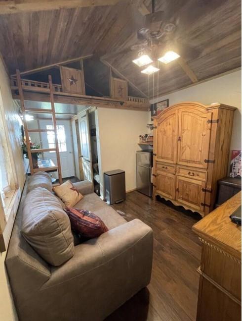 Eagle's Nest RV Park - Residential Income