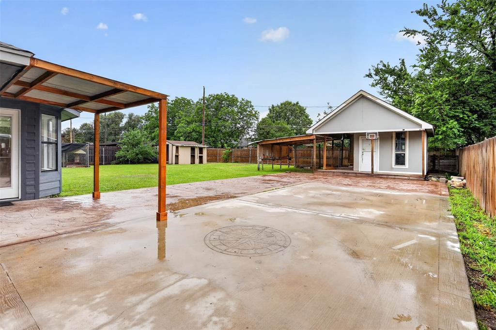 516 Post Oak Lane