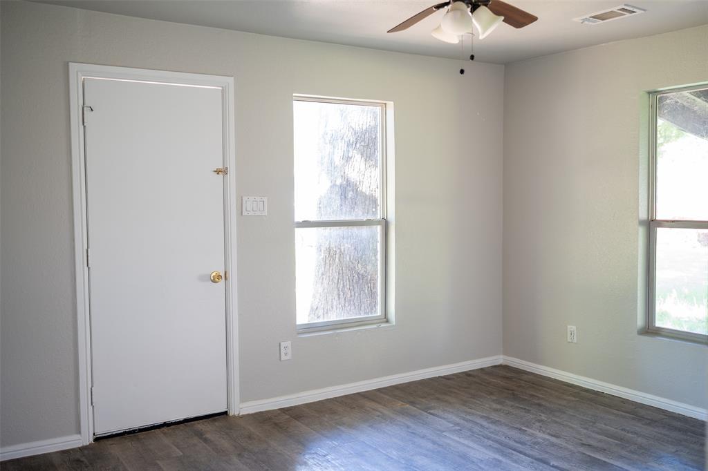 Jesse Moon Surv Abs #879 - Residential Income