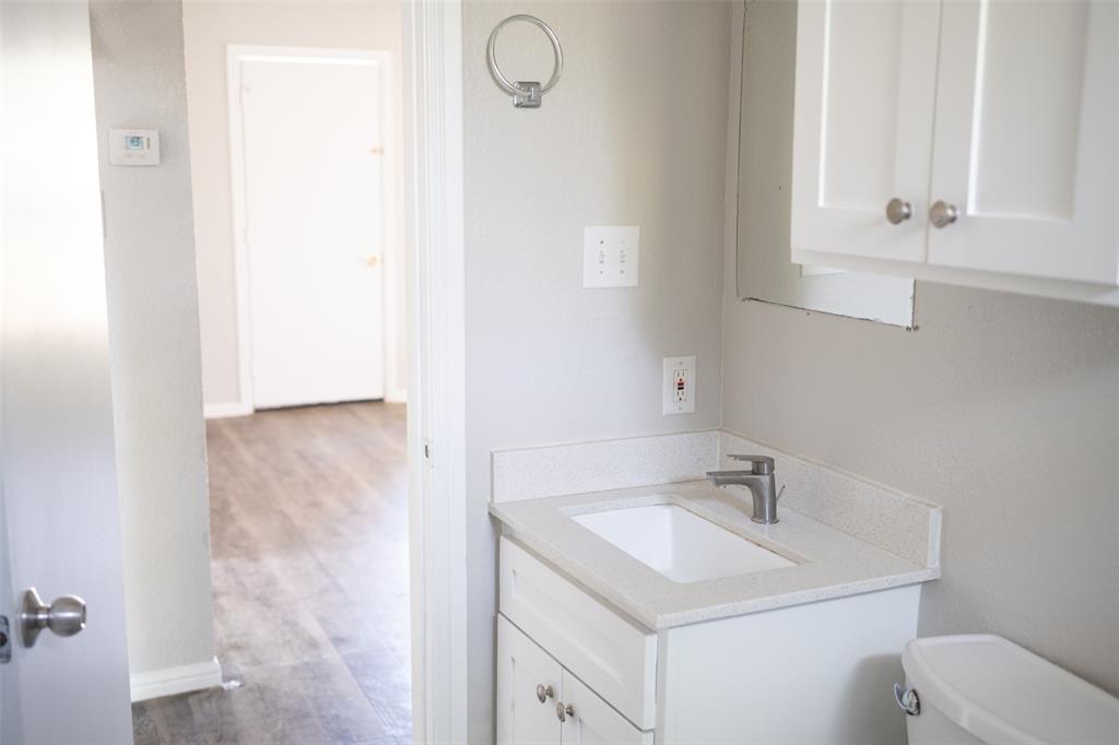 Jesse Moon Surv Abs #879 - Residential Income