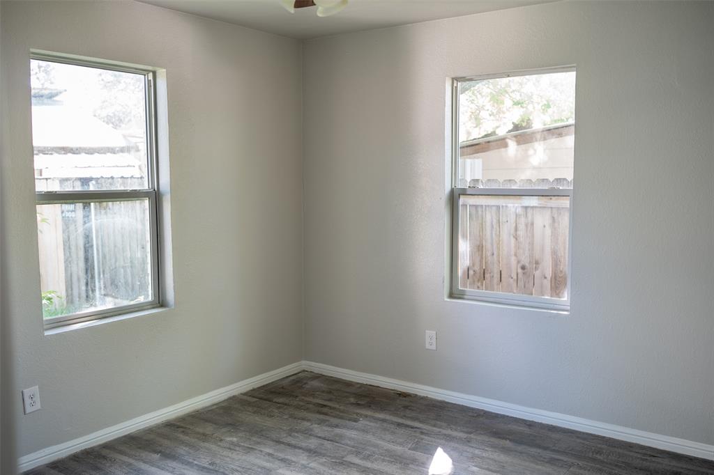 Jesse Moon Surv Abs #879 - Residential Income