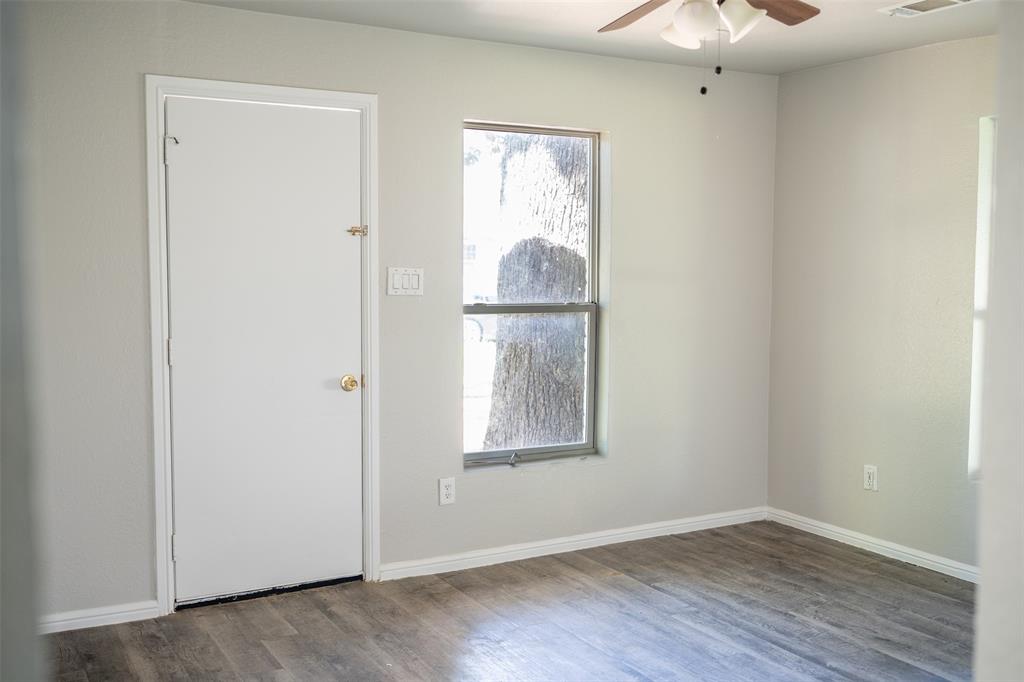 Jesse Moon Surv Abs #879 - Residential Income