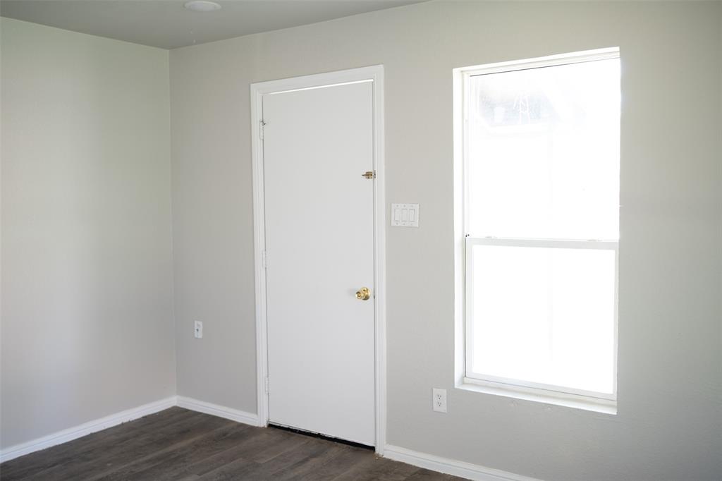 Jesse Moon Surv Abs #879 - Residential Income