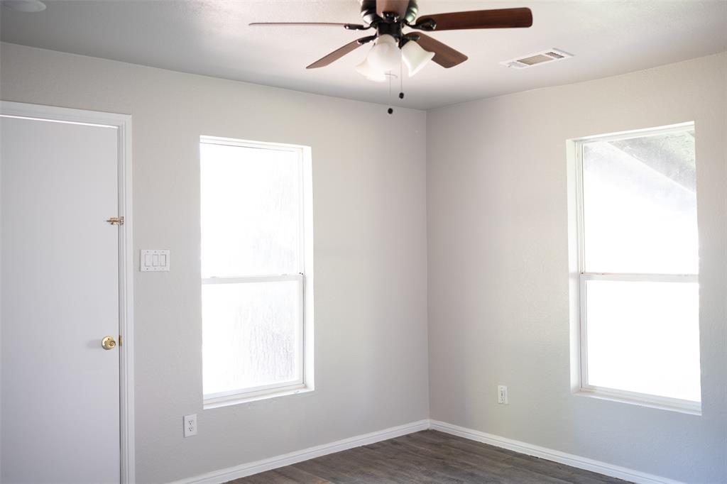 Jesse Moon Surv Abs #879 - Residential Income