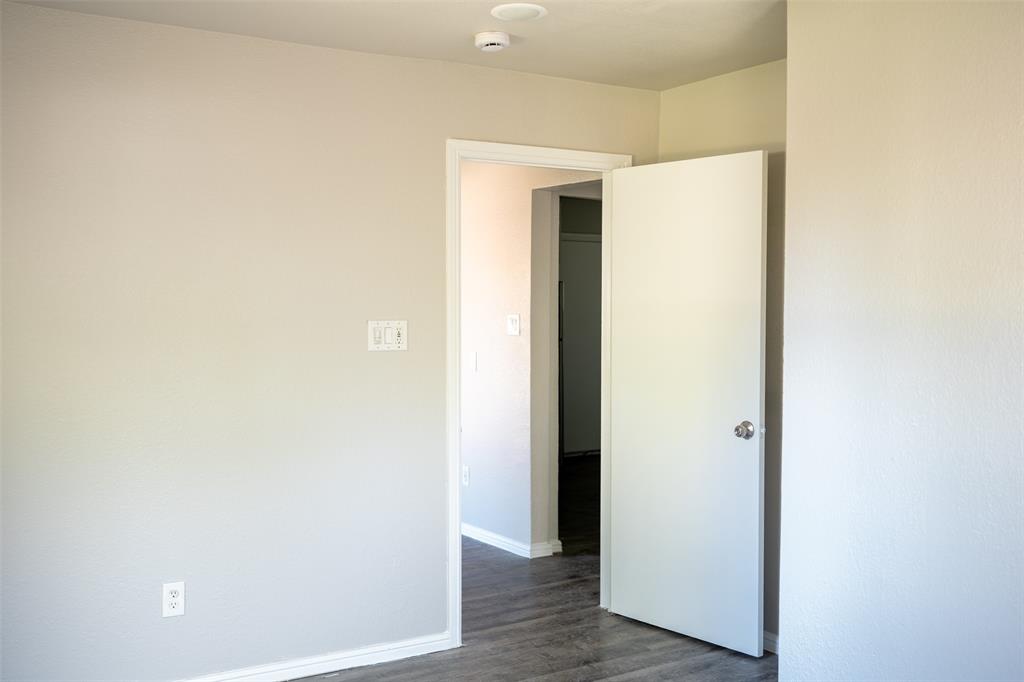 Jesse Moon Surv Abs #879 - Residential Income