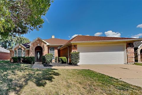 6321 Pierce Arrow Drive Arlington TX 76001