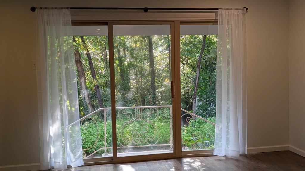 Eastus & Guggenheims - Residential Lease