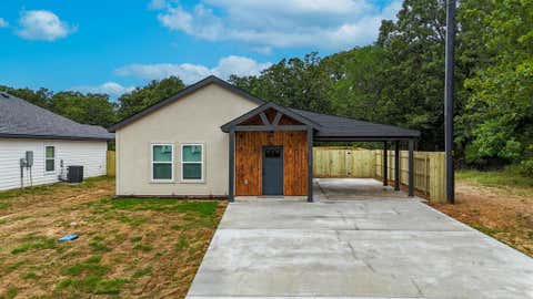 Photo of 114 Bowie Street, Mabank, TX 75156 (MLS # 21310855)