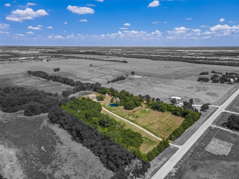 Photo of 570 Fm 3427, Greenville, TX 75401 (MLS # 21381158)