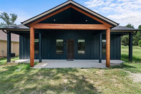 A home in Log Cabin