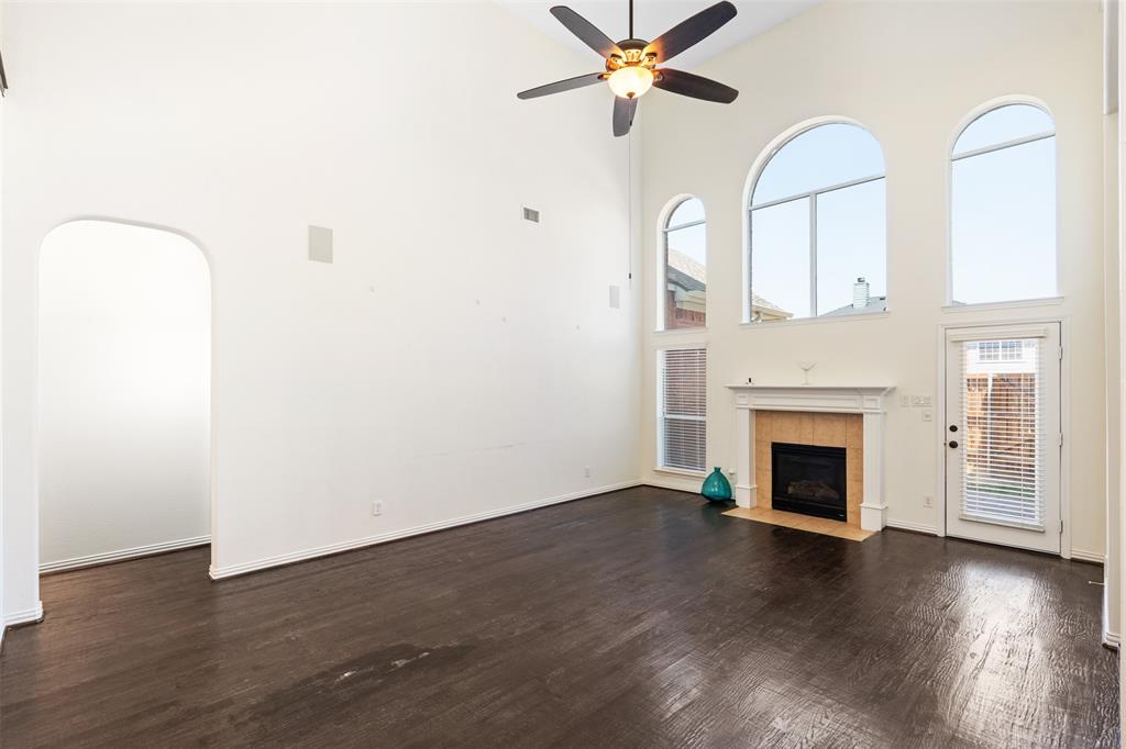 605 Gene Autry Lane