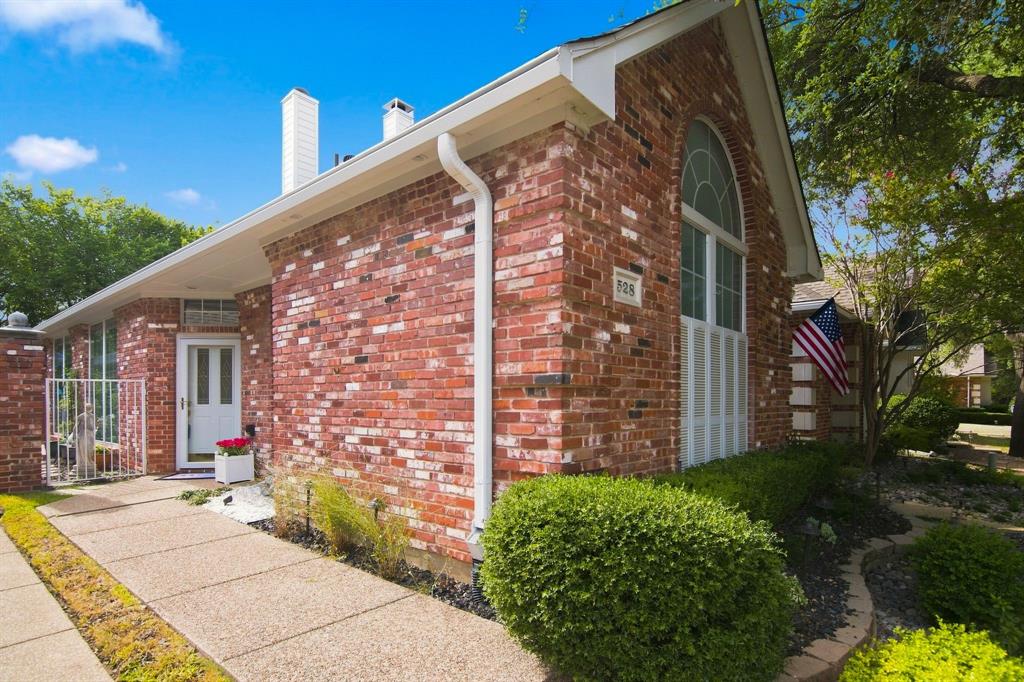 528 Chateau Trail