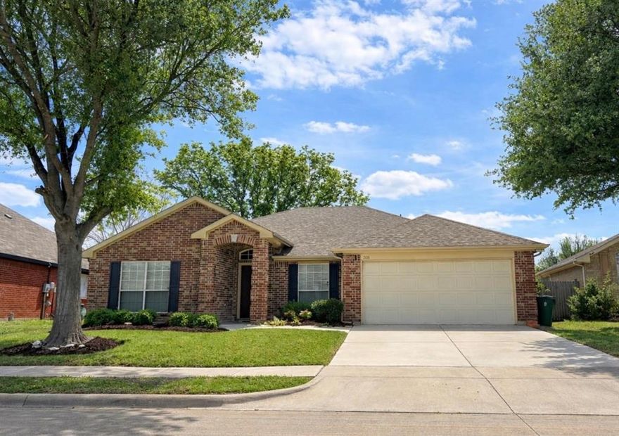 Check out this charming 3-bedroom, 2-bath home and 2-car garage and no HOA.
Features include a front office, updated wood flooring, a granite kitchen island, new tiles backsplash, and a microwave vented to the exterior. The home sits on a large lot with plenty of shade, plus a spacious storage shed ideal for tools and equipment.
Located in Mansfield ISD with convenient access to shopping, dinning, and nearby parks and trails. Quick access to highway 360 offers and easy commute to Arlington, Grand Prairie, and Mansfield. Washer, Dryer and Fridge convey with the sale.