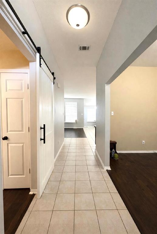 208 creek point Lane