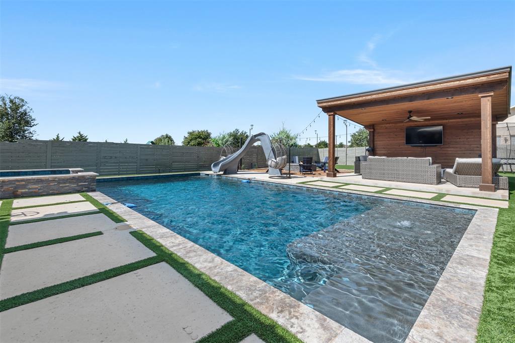 1517 Moss Trail Court
