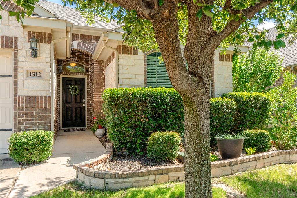 1312 Shalimar Drive