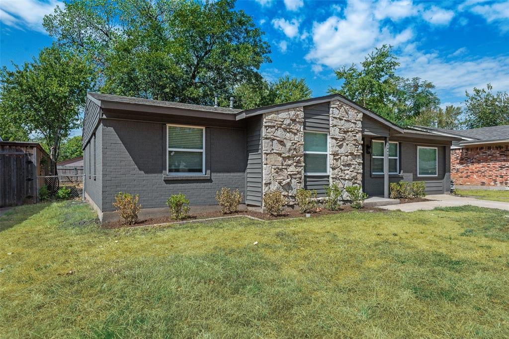 409 Birchwood Circle