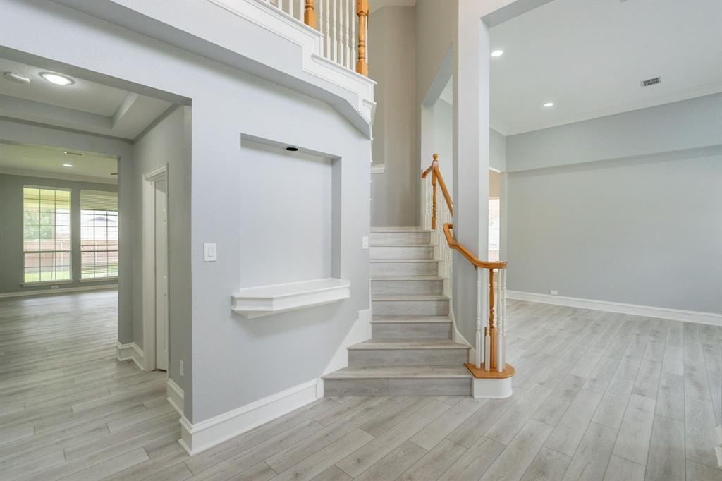 7728 Saragosa Creek Drive