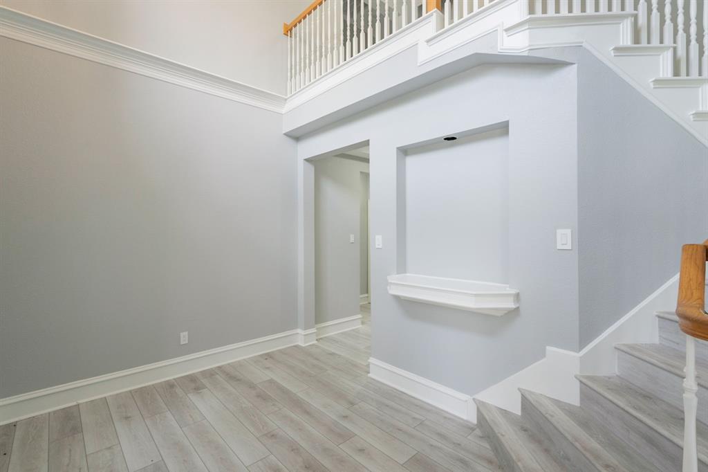 7728 Saragosa Creek Drive