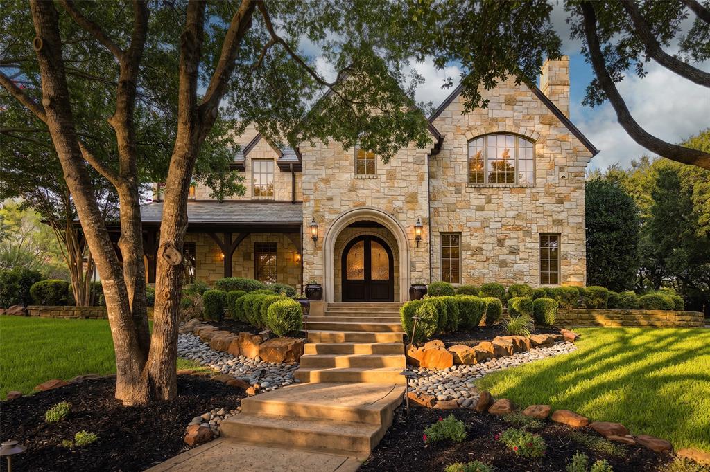 1400 Fountain Grass Court