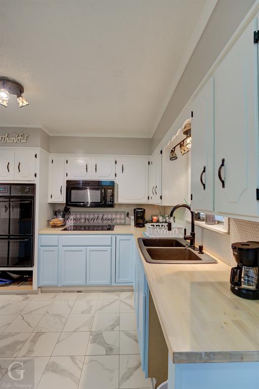 Shreveport, Louisiana 71119, United States, 4 Bedrooms Bedrooms, ,3 BathroomsBathrooms,Residential,Active,107653