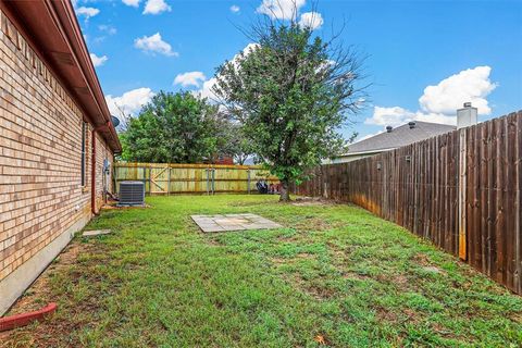 A home in Crowley