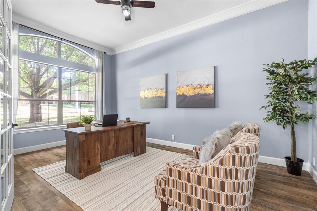 32 Royal Oaks Circle