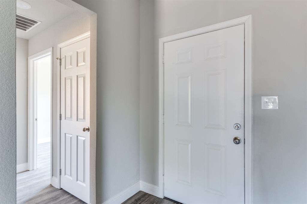 1523 Jacqueline Lane