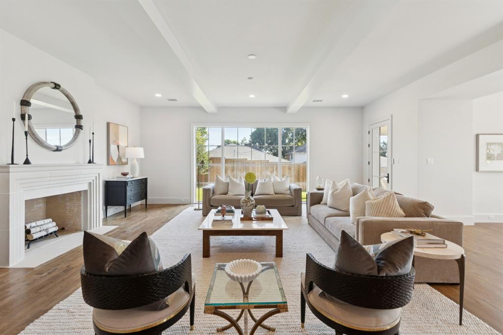 White Rock Bluffs - Residential