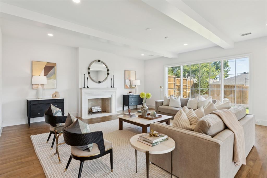 White Rock Bluffs - Residential