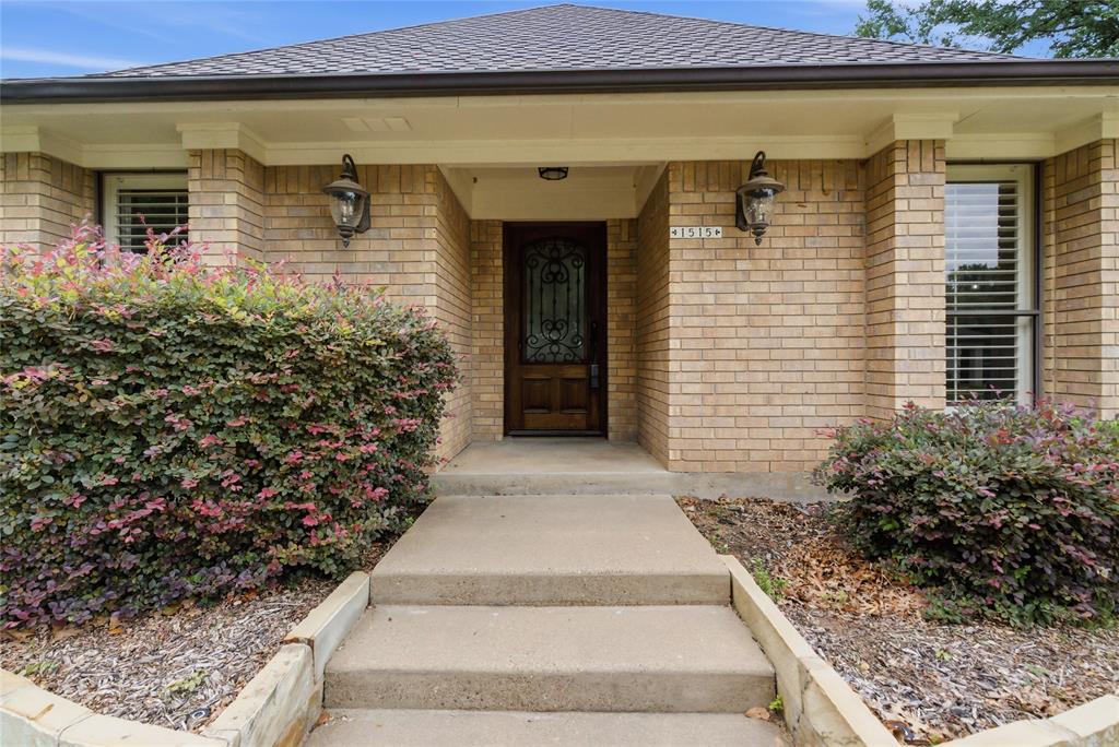 1515 Oak Forest Drive