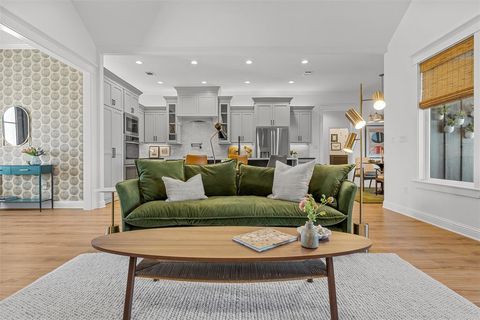 Tiny photo for 132 Cattail Court, Robinson, TX 76706 (MLS # 21194984)