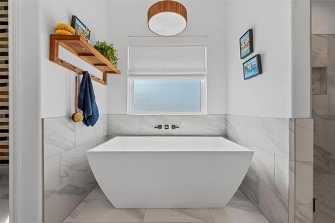 Tiny photo for 132 Cattail Court, Robinson, TX 76706 (MLS # 21194984)