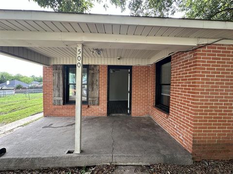 A home in Crandall